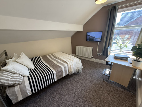 Bedroom 2 at 75A Junction Road